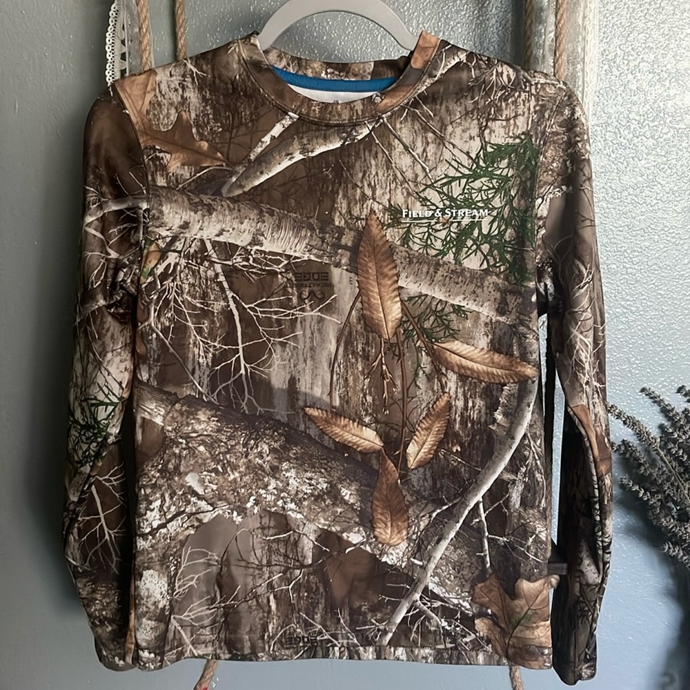 Youth Field and Stream camo long sleeve shirt